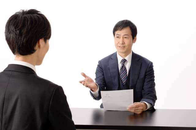転職面接の回数には理由がある。1回の面接で内定が出たらどうする?の画像